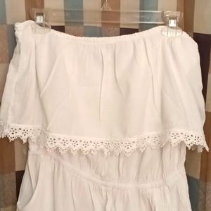 FINAL PRICE Giocanni white halter jumper with laced eyelets on top & bottoms Med